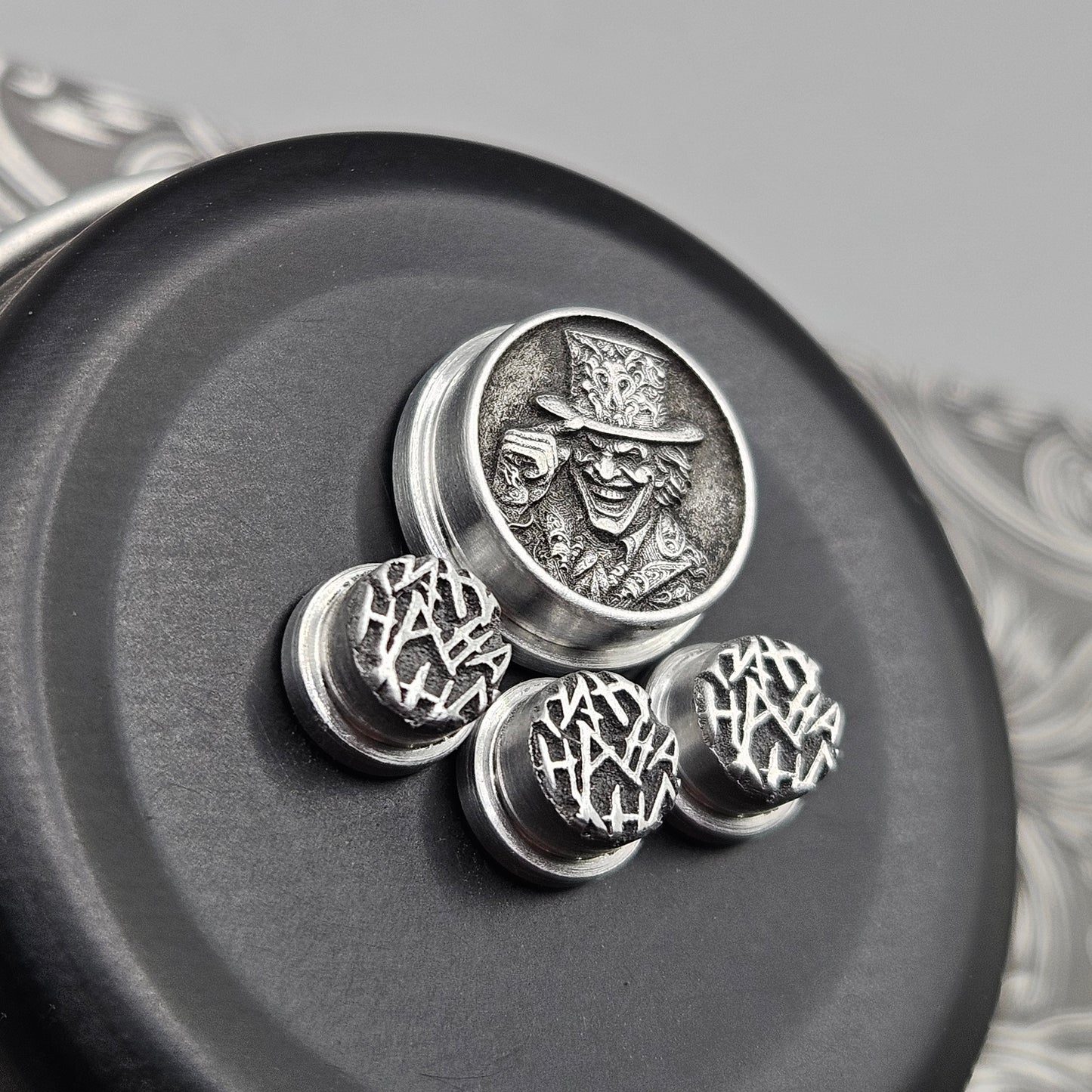 LASER ENGRAVED BMM BUTTON JOKER DESIGN (FULL SET)