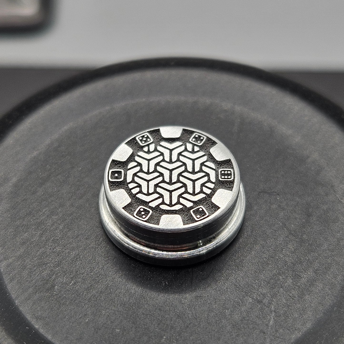 LASER ENGRAVED BMM BUTTON GOYARD POKER CHIP DESIGN (FULL SET)