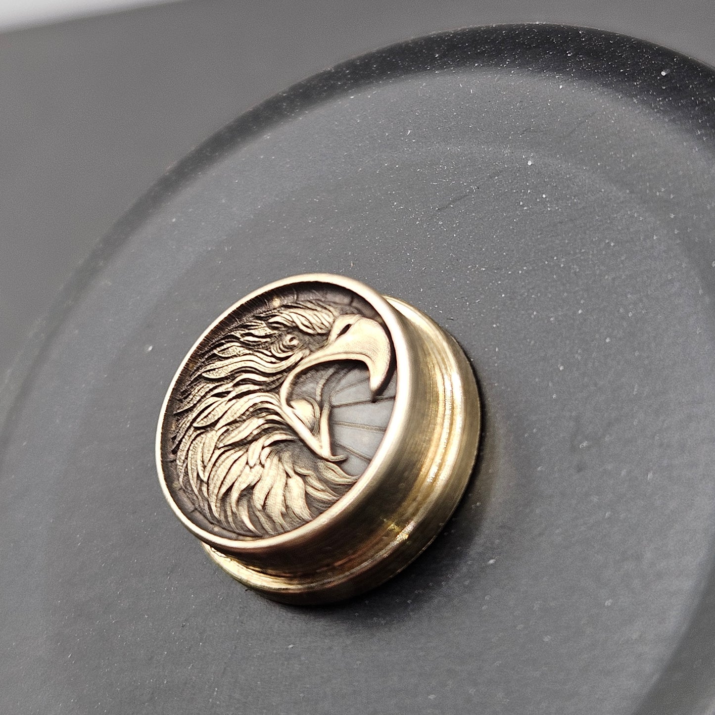 LASER ENGRAVED BRASS BMM AMERICAN EAGLE DESIGN BUTTON