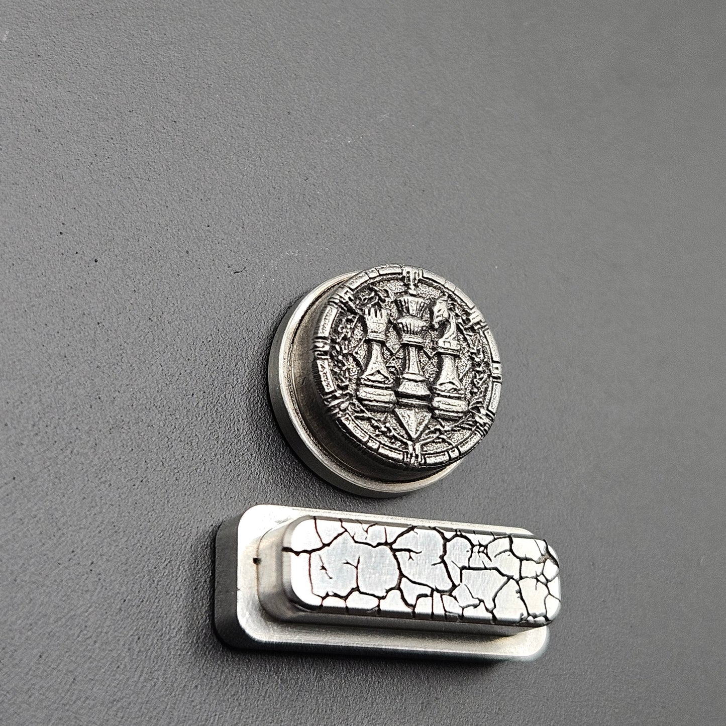 LASER ENGRAVED DELRO D60E BUTTON SET CHESS DESIGN