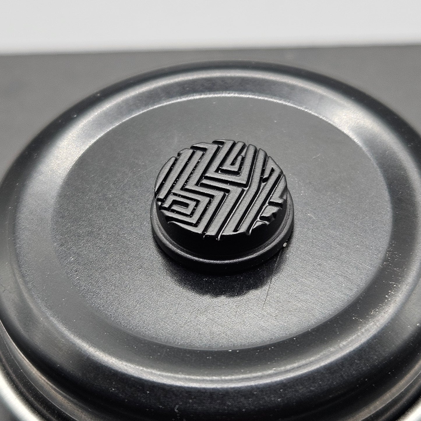 LASER ENGRAVED BMM MAZE PATTERN