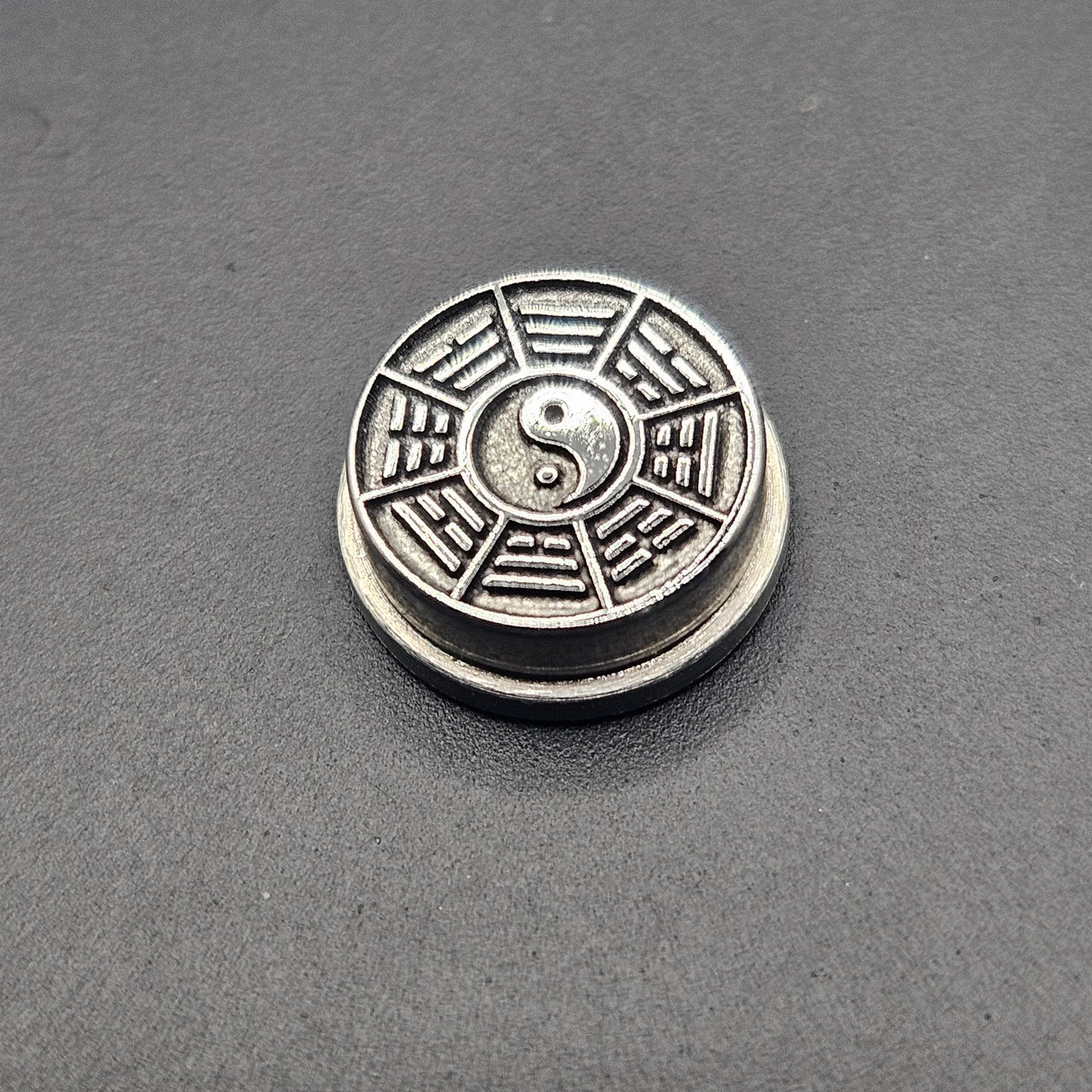 LASER ENGRAVED  BMM BUTTON, 3d 8 DIAGRAM YIN YANG DESIGN
