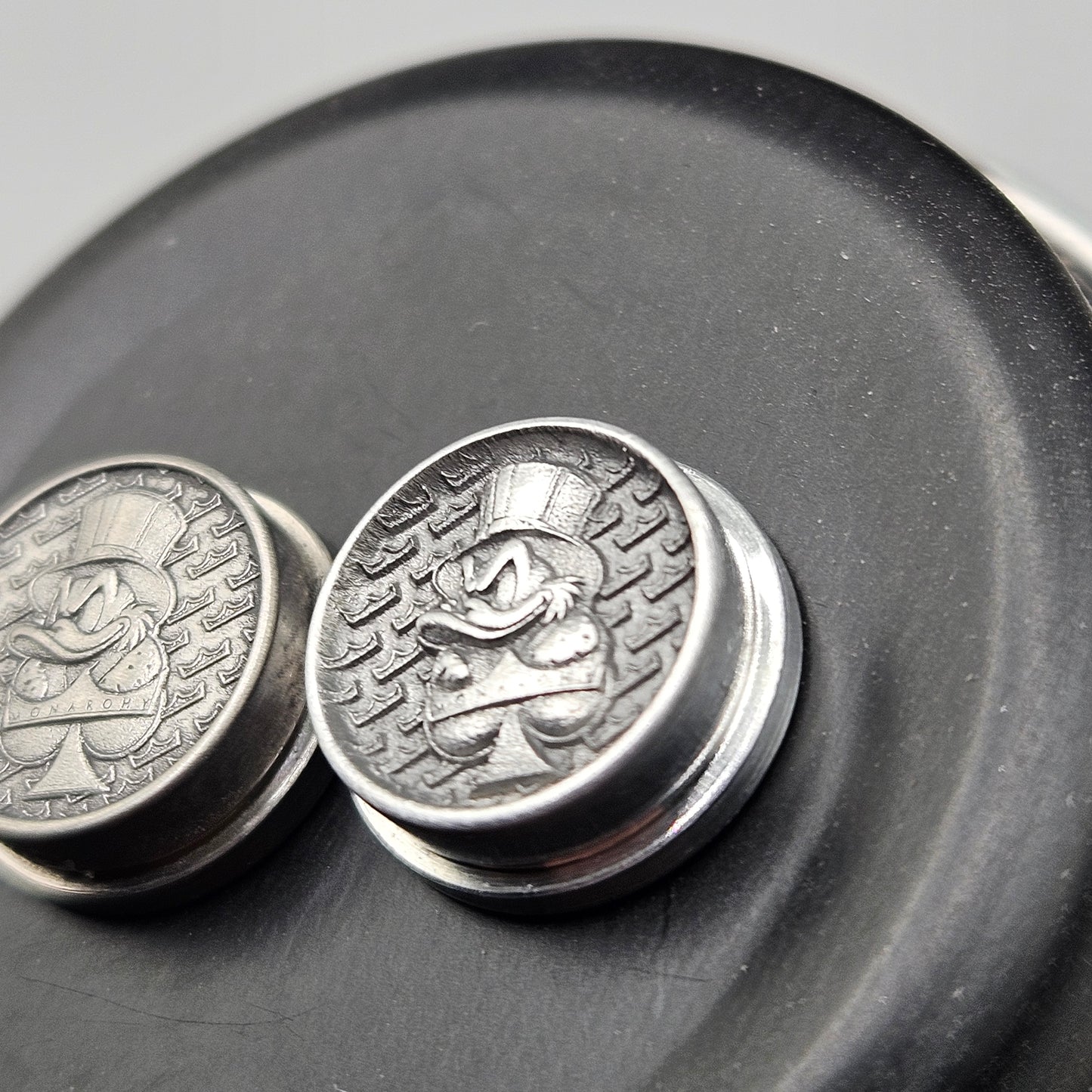 LASER ENGRAVED BMM BUTTON MONARCHY SCROOGE DESIGN (FULL SET)