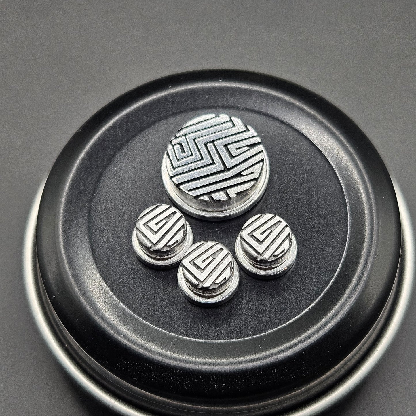 LASER ENGRAVED BMM BUTTON MAZE PATTERN FULL SET