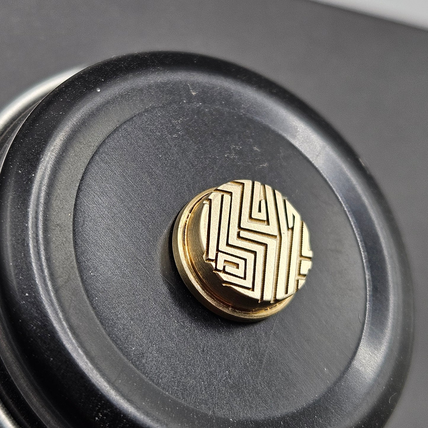 LASER ENGRAVED BMM MAZE PATTERN