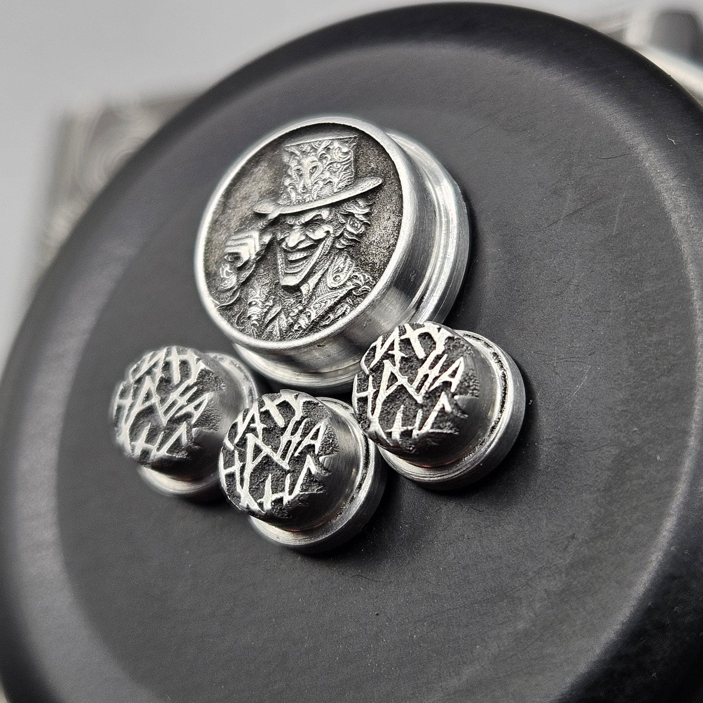 LASER ENGRAVED BMM BUTTON JOKER DESIGN (FULL SET)