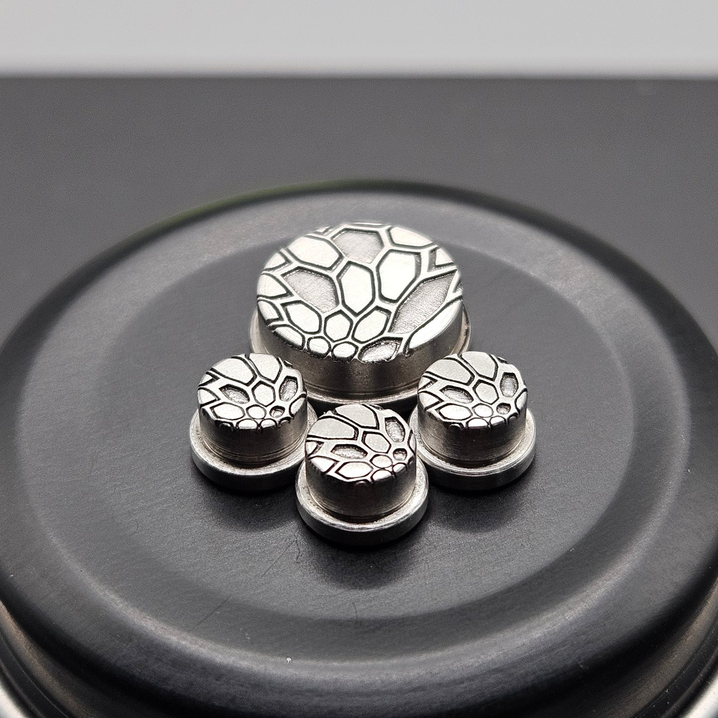 LASER ENGRAVED BMM BUTTON KRYPTEK PATTERN FULL SET