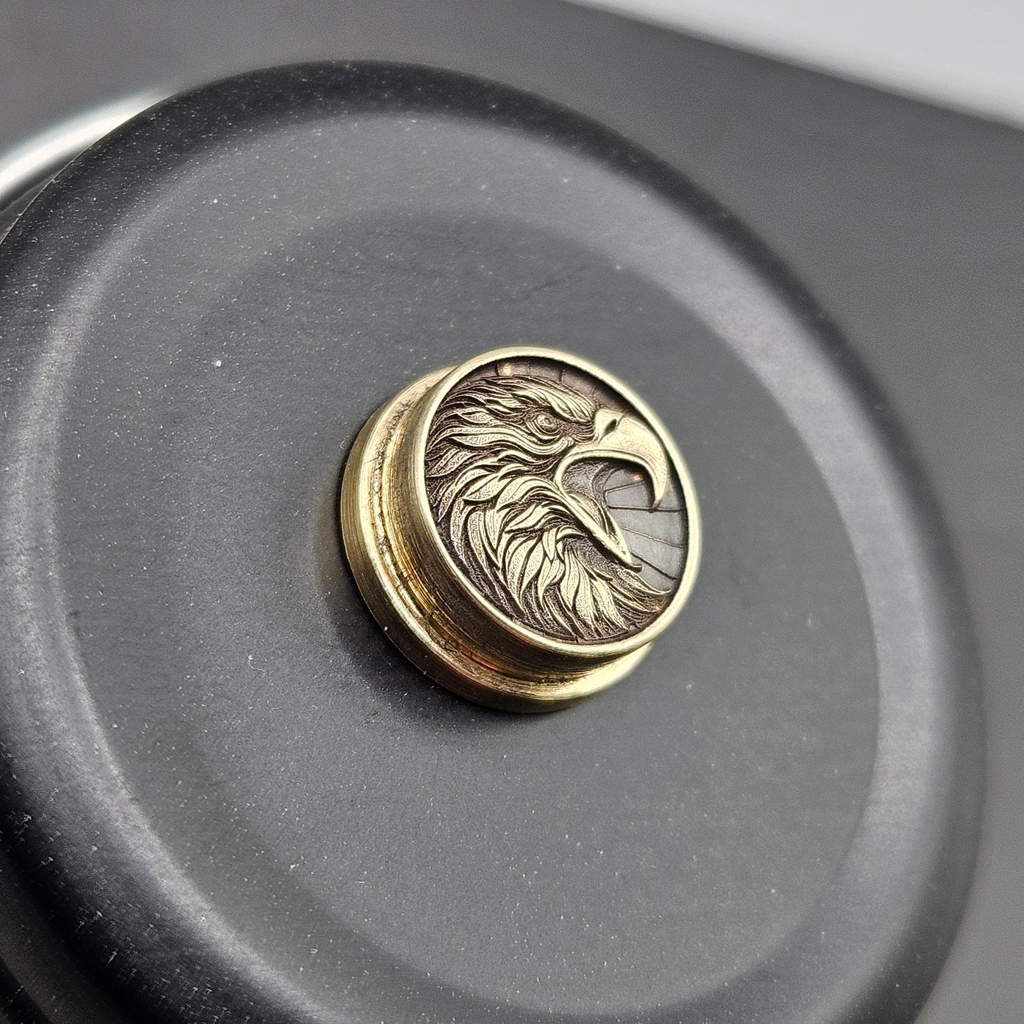 LASER ENGRAVED BRASS BMM AMERICAN EAGLE DESIGN BUTTON