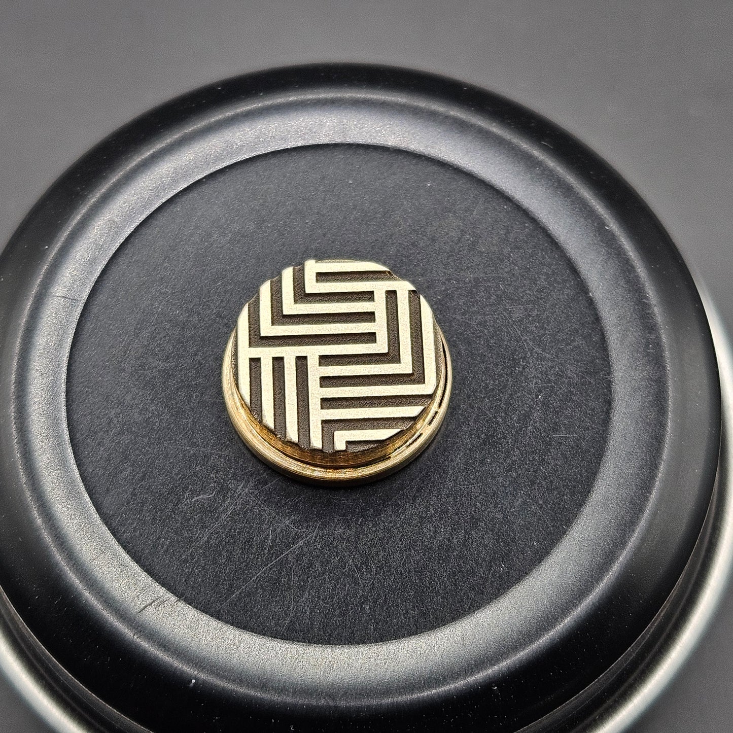 LASER ENGRAVED BMM MAZE PATTERN