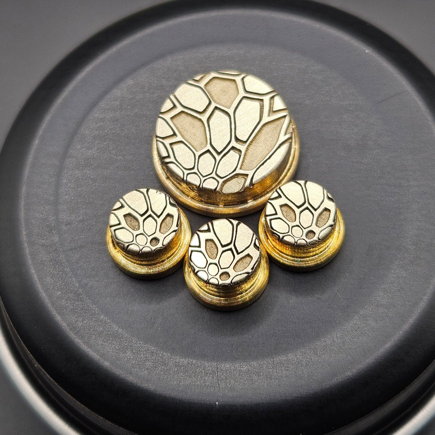 LASER ENGRAVED BMM BUTTON KRYPTEK PATTERN FULL SET